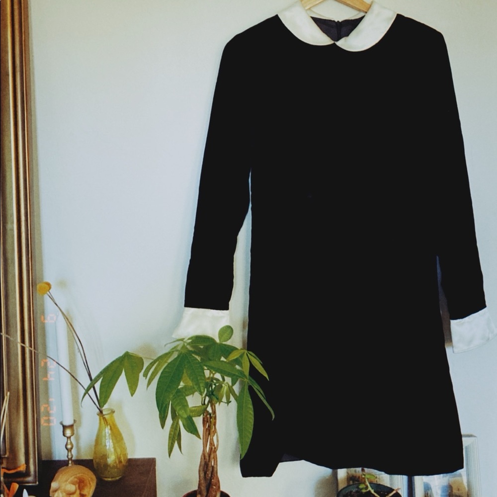 Evan Picone Velvet Black Dress 6 🎃